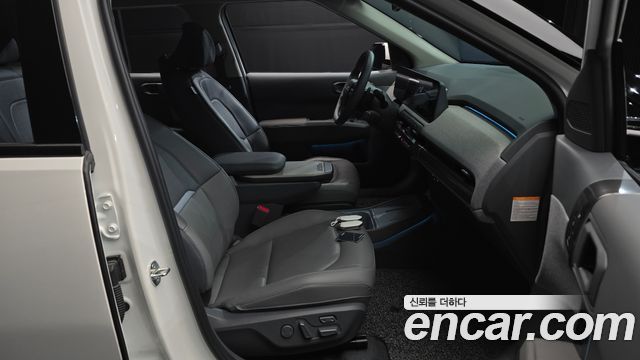 Kia EV3 Long Range 2WD Earth 2025 — фото 26