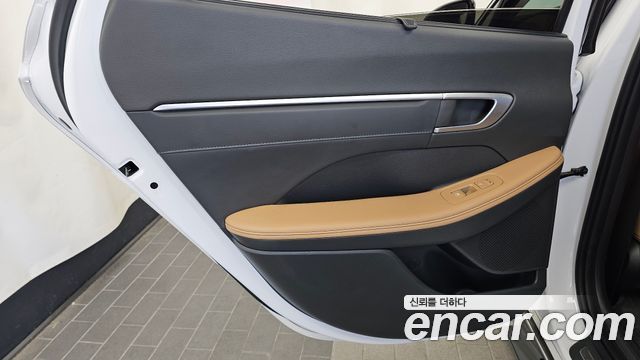 Hyundai Sonata (DN8) 1.6 Turbo Inspiration 2020 — фото 25