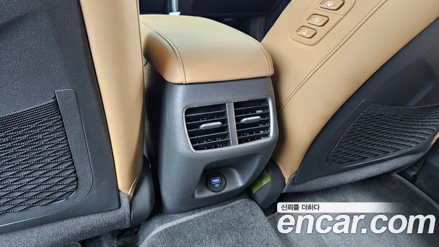Hyundai Sonata (DN8) 1.6 Turbo Inspiration 2020 — фото 31