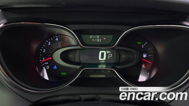 Renault Korea QM3 LE 2017 — фото 8