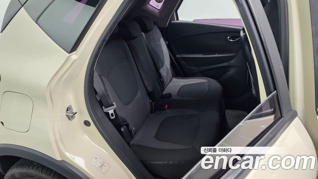Renault Korea QM3 LE 2017 — фото 12