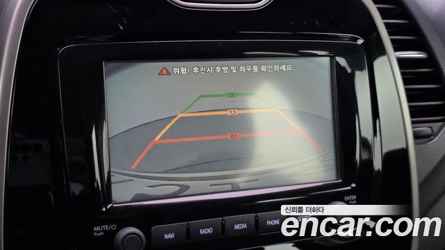 Renault Korea QM3 LE 2017 — фото 15