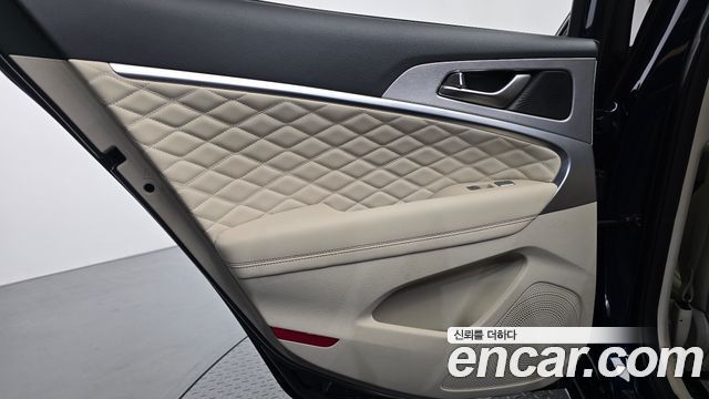 Genesis G70 3.3T Sport AWD Prestige 2019 — фото 25
