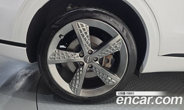 Genesis GV70 2.5T Gasoline 2WD 2021 — фото 5