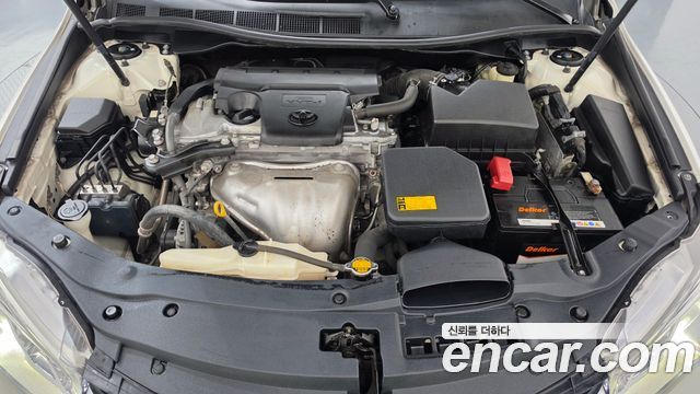Toyota Camry 2.5 XLE 2015 — фото 6