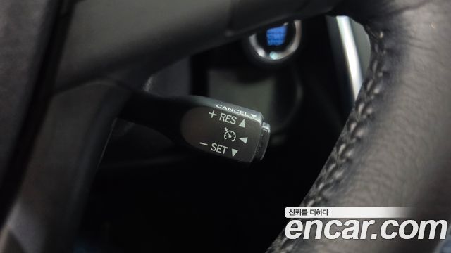 Toyota Camry 2.5 XLE 2015 — фото 21
