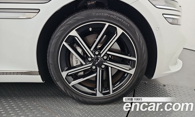 Genesis G80 (RG3) Gasoline 2.5 Turbo 2WD 2025 — фото 39