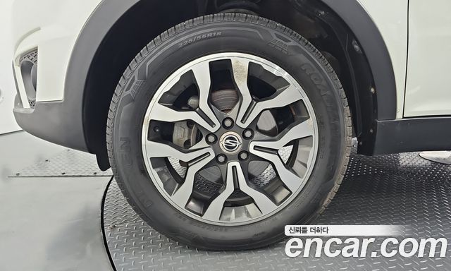 KG Mobility (SsangYong) Korando C 2.2 RX 2WD DLX 2016 — фото 5