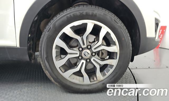 KG Mobility (SsangYong) Korando C 2.2 RX 2WD DLX 2016 — фото 34