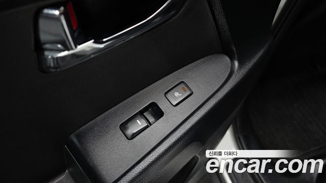 Kia Sportage R Diesel 2WD TLX High-Deluxe 2011 — фото 19