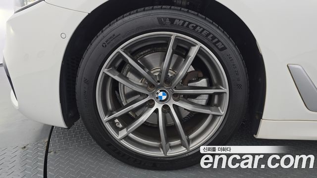 BMW 5 Series (G30) 520d M Sport Package Plus 2020 — фото 5