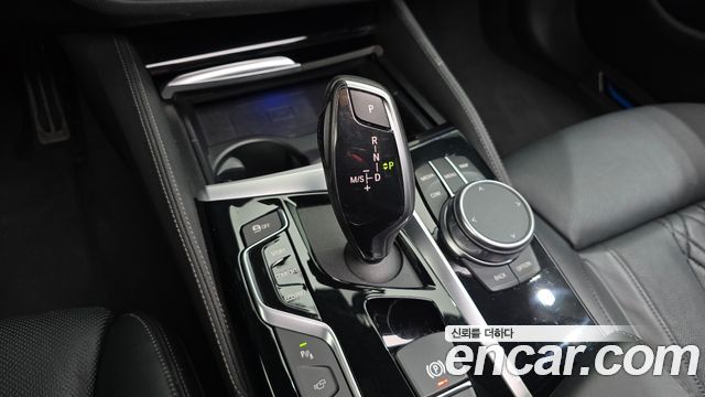 BMW 5 Series (G30) 520d M Sport Package Plus 2020 — фото 9
