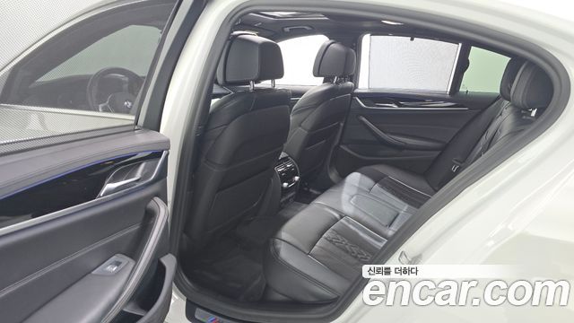 BMW 5 Series (G30) 520d M Sport Package Plus 2020 — фото 12