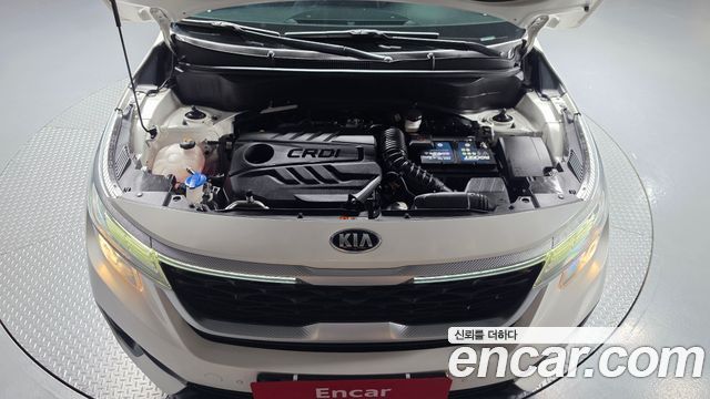 Kia Seltos Diesel 1.6 2WD Prestige 2021 — фото 6