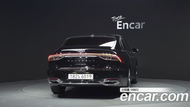 Hyundai Grandeur (IG) 3.0 LPi (Taxi) Deluxe 2023 — фото 4