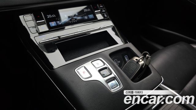 Hyundai Grandeur (IG) 3.0 LPi (Taxi) Deluxe 2023 — фото 9