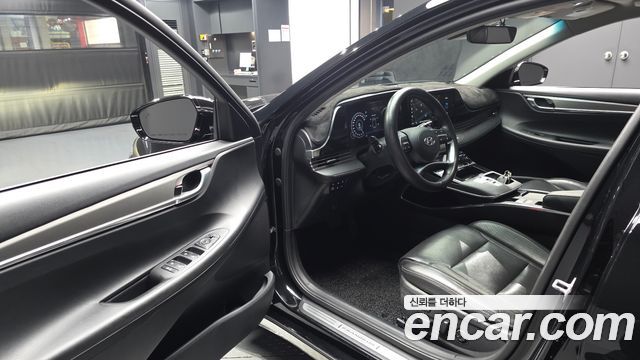 Hyundai Grandeur (IG) 3.0 LPi (Taxi) Deluxe 2023 — фото 10