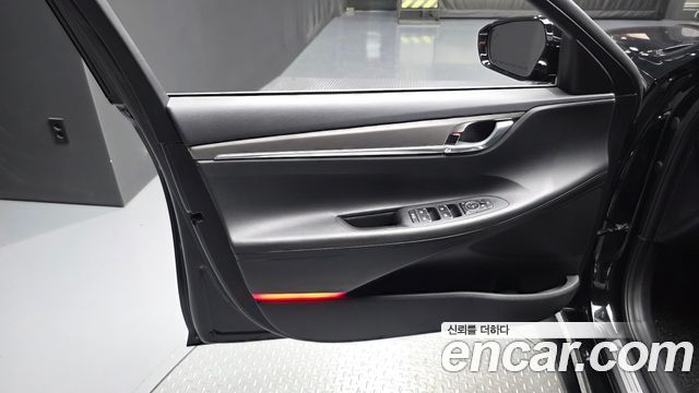 Hyundai Grandeur (IG) 3.0 LPi (Taxi) Deluxe 2023 — фото 24