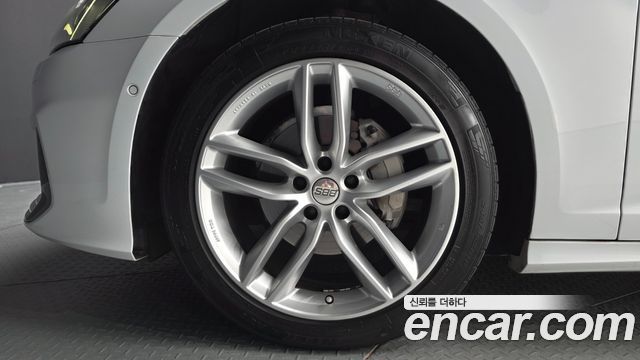 Audi A6 (C8) 40 TDI Quattro Premium 2020 — фото 5