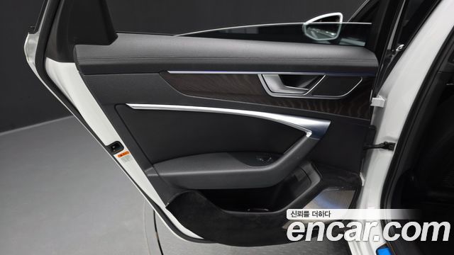Audi A6 (C8) 40 TDI Quattro Premium 2020 — фото 25