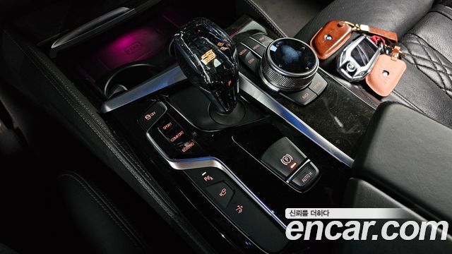 BMW 6 Series GT (G32) 640i xDrive M Sport 2018 — фото 9