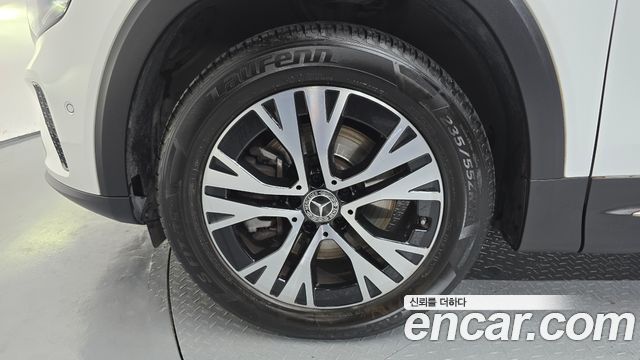 Mercedes-Benz GLB-Class (X247) GLB200 d 2024 — фото 5