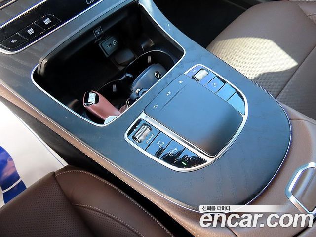 Mercedes-Benz E-Class (W213) E350 4MATIC Avantgarde 2021 — фото 16