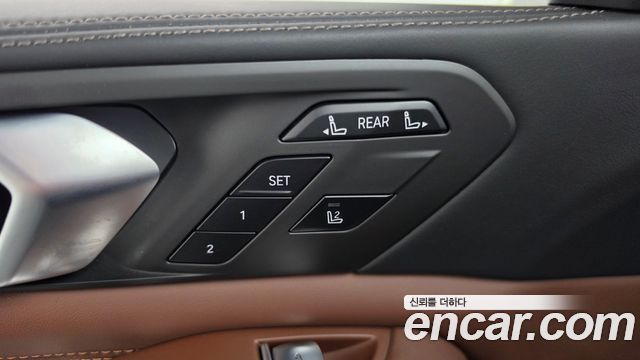 BMW X7 (G07) xDrive 40i Design Pure Excellence 7-Seater 2021 — фото 36