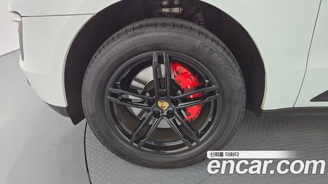 Porsche Macan 3.0 S Diesel 95B 2017 — фото 5