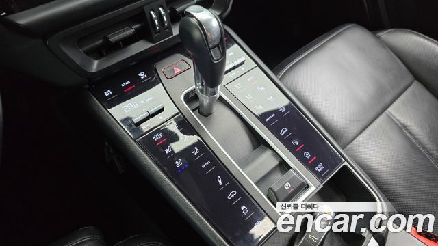 Porsche Macan 3.0 S Diesel 95B 2017 — фото 9