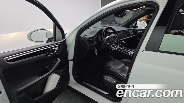 Porsche Macan 3.0 S Diesel 95B 2017 — фото 10