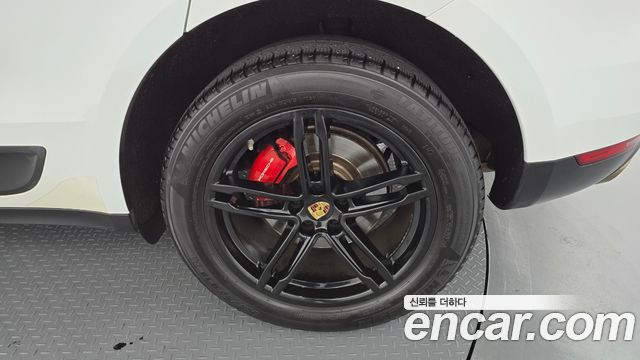 Porsche Macan 3.0 S Diesel 95B 2017 — фото 21