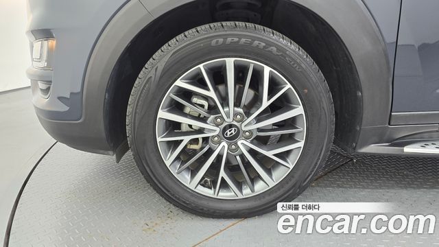 Hyundai Tucson Diesel 2.0 2WD Premium 2019 — фото 5