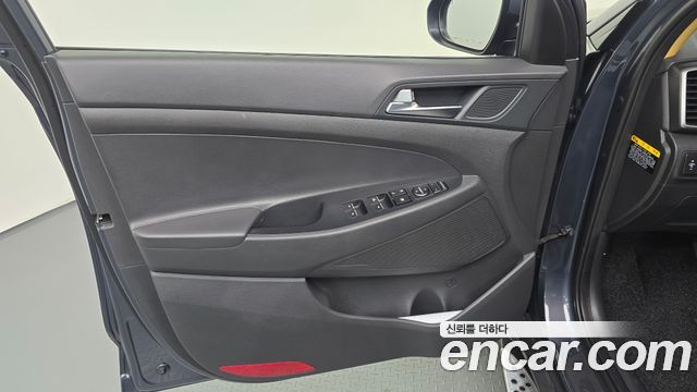 Hyundai Tucson Diesel 2.0 2WD Premium 2019 — фото 24