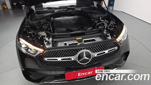Mercedes-Benz GLC-Class (X254) GLC300 4MATIC AMG Line 2024 — фото 6