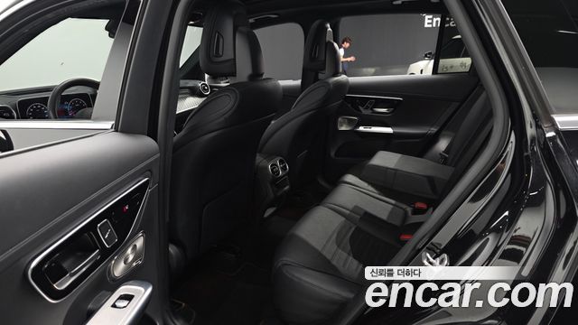 Mercedes-Benz GLC-Class (X254) GLC300 4MATIC AMG Line 2024 — фото 11