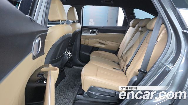 Kia Sorento (IV) Gasoline 2.5T 2WD Noblesse 2024 — фото 12