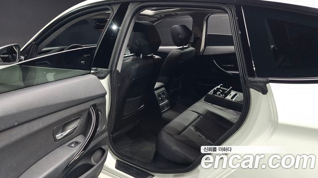 BMW 3 Series GT (F34) GT 320d xDrive 2017 — фото 12