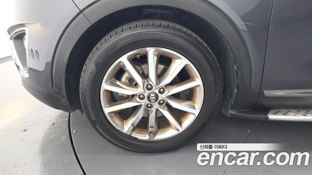 Kia Sorento Diesel 2.0 2WD Noblesse 2015 — фото 5