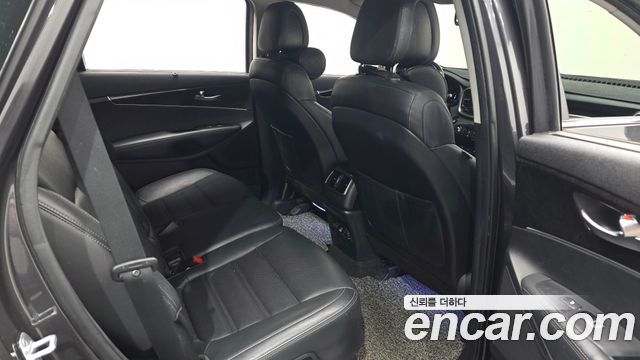 Kia Sorento Diesel 2.0 2WD Noblesse 2015 — фото 12
