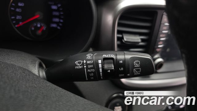 Kia Sorento Diesel 2.0 2WD Noblesse 2015 — фото 17