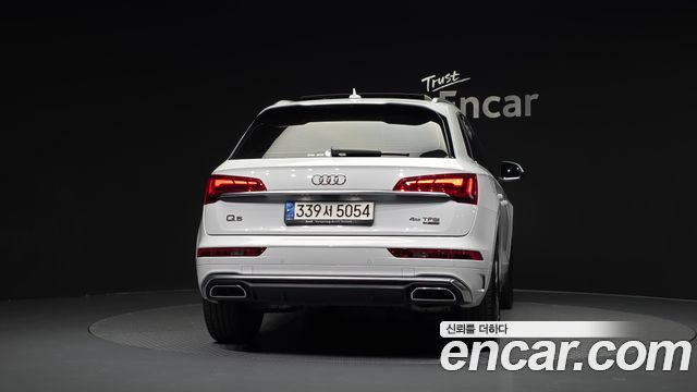 Audi Q5 (FY) 45 TFSI Quattro Premium 2021 — фото 4