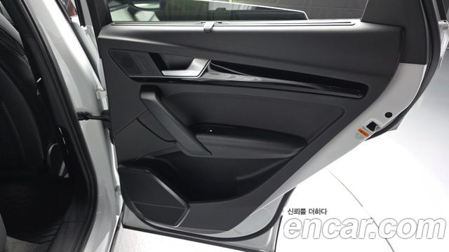 Audi Q5 (FY) 45 TFSI Quattro Premium 2021 — фото 25