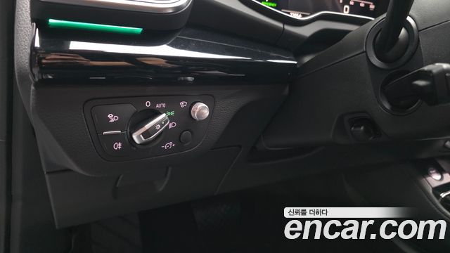 Audi Q5 (FY) 45 TFSI Quattro Premium 2021 — фото 31