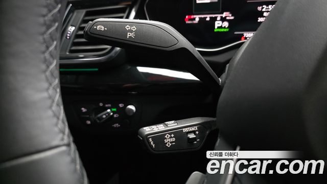 Audi Q5 (FY) 45 TFSI Quattro Premium 2021 — фото 32