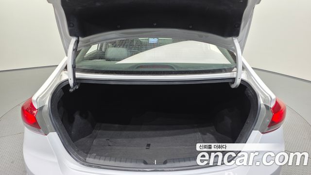Hyundai Avante (AD) 1.6 GDI Style 2018 — фото 20