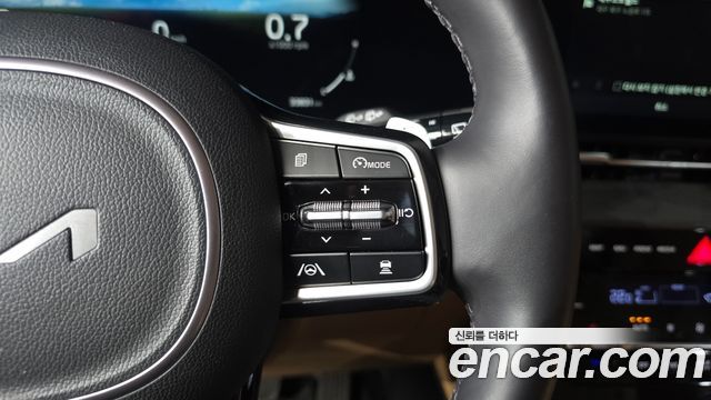 Kia Carnival (IV) Gasoline 7-Seater Signature 2023 — фото 14