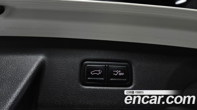 Kia Carnival (IV) Gasoline 7-Seater Signature 2023 — фото 15