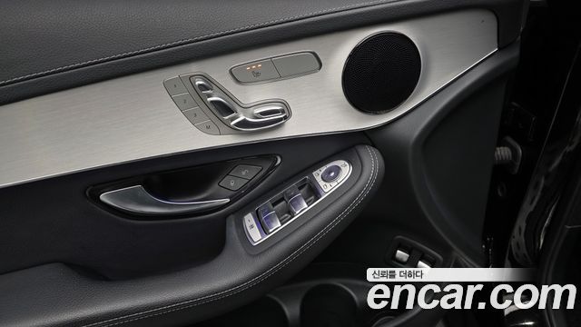 Mercedes-Benz GLC-Class (X253) GLC300e 4MATIC 2021 — фото 31