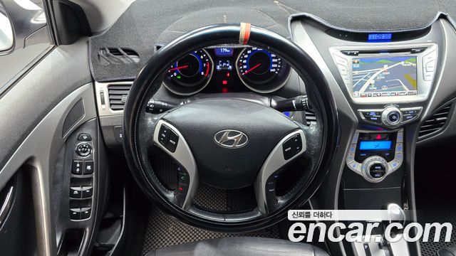 Hyundai Avante (MD) M16 GDI Premier 2011 — фото 13